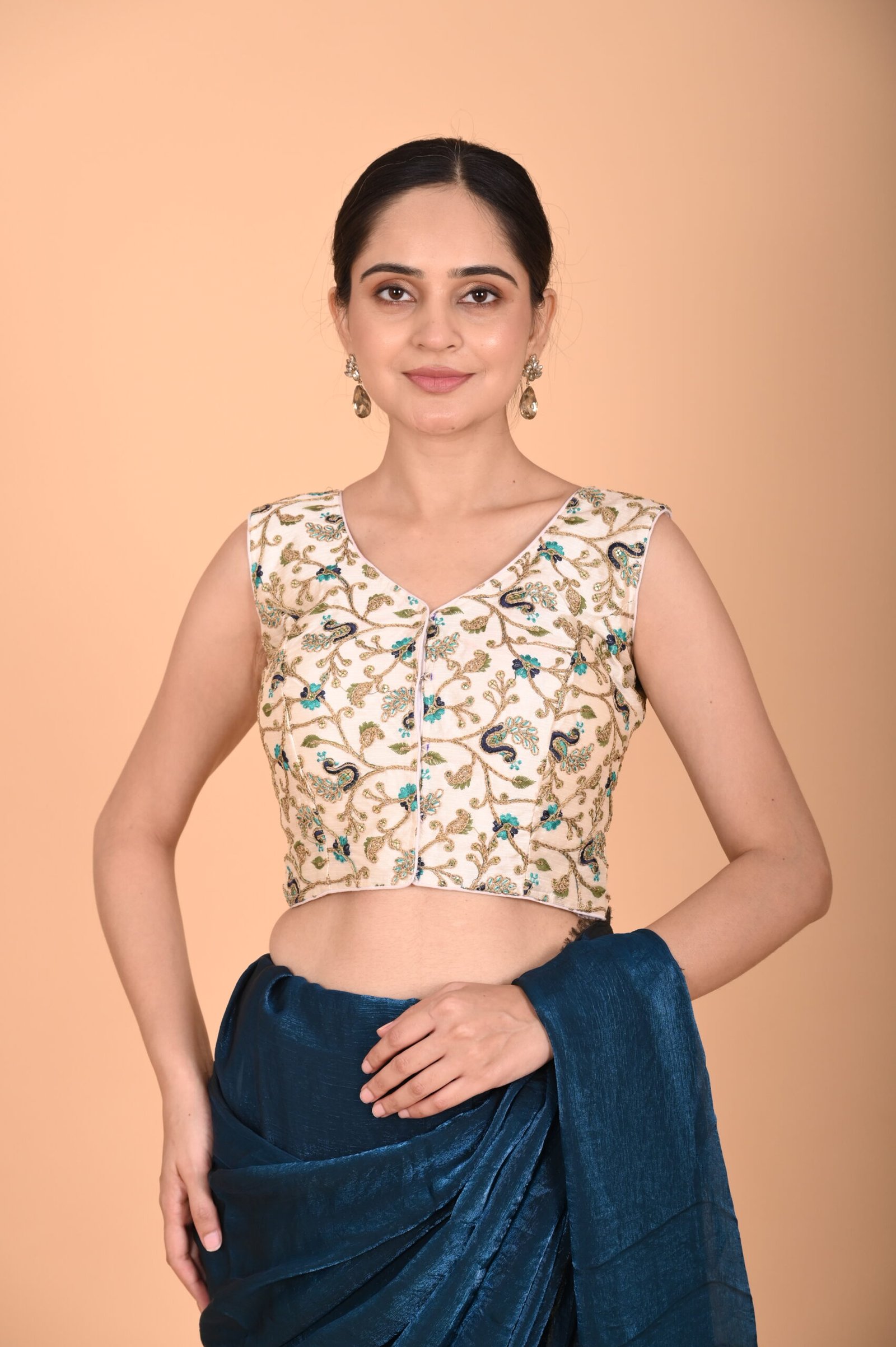 ANUSHREE+COSMOS SAREE - Image 4