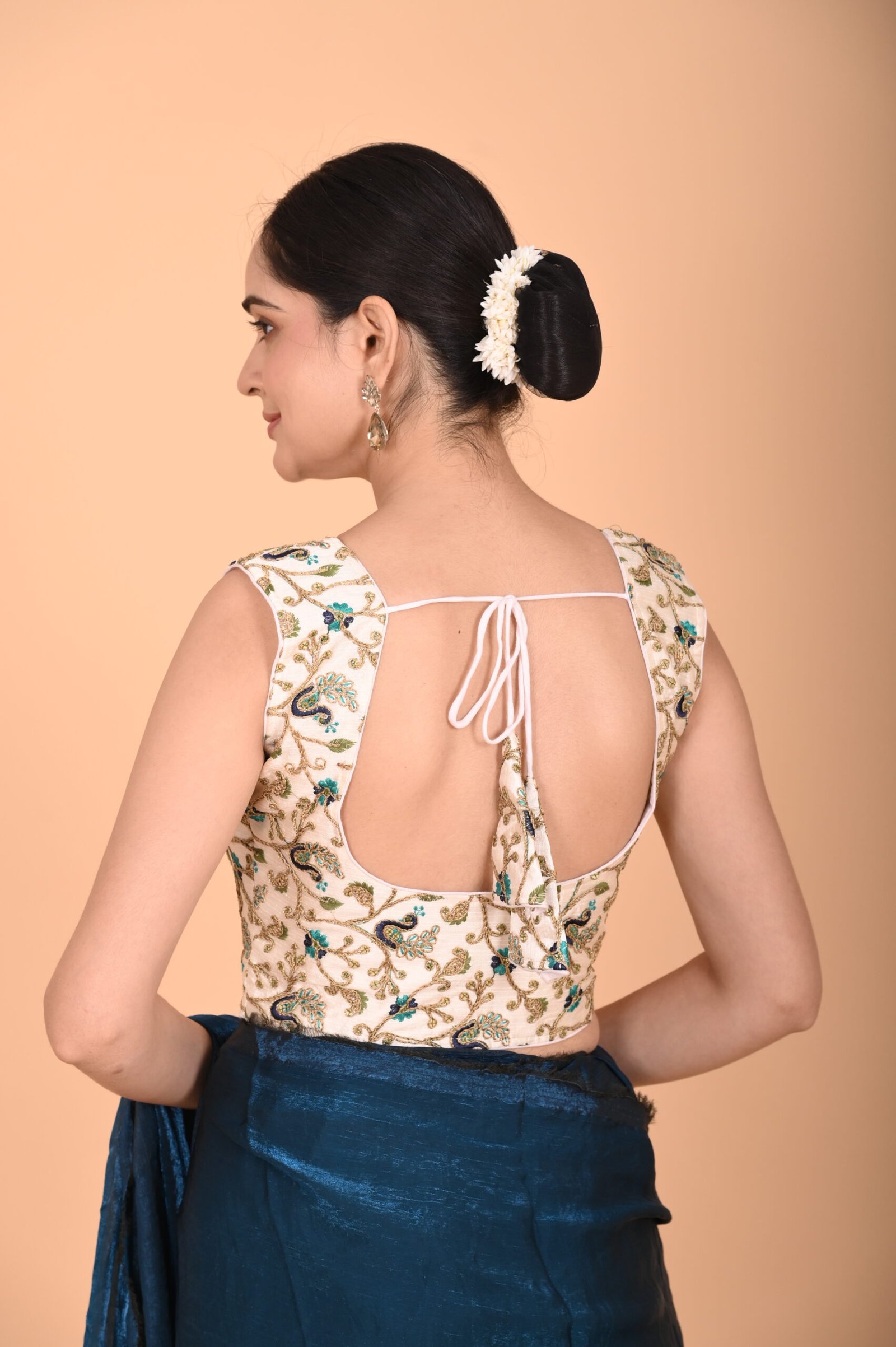 ANUSHREE+COSMOS SAREE - Image 3