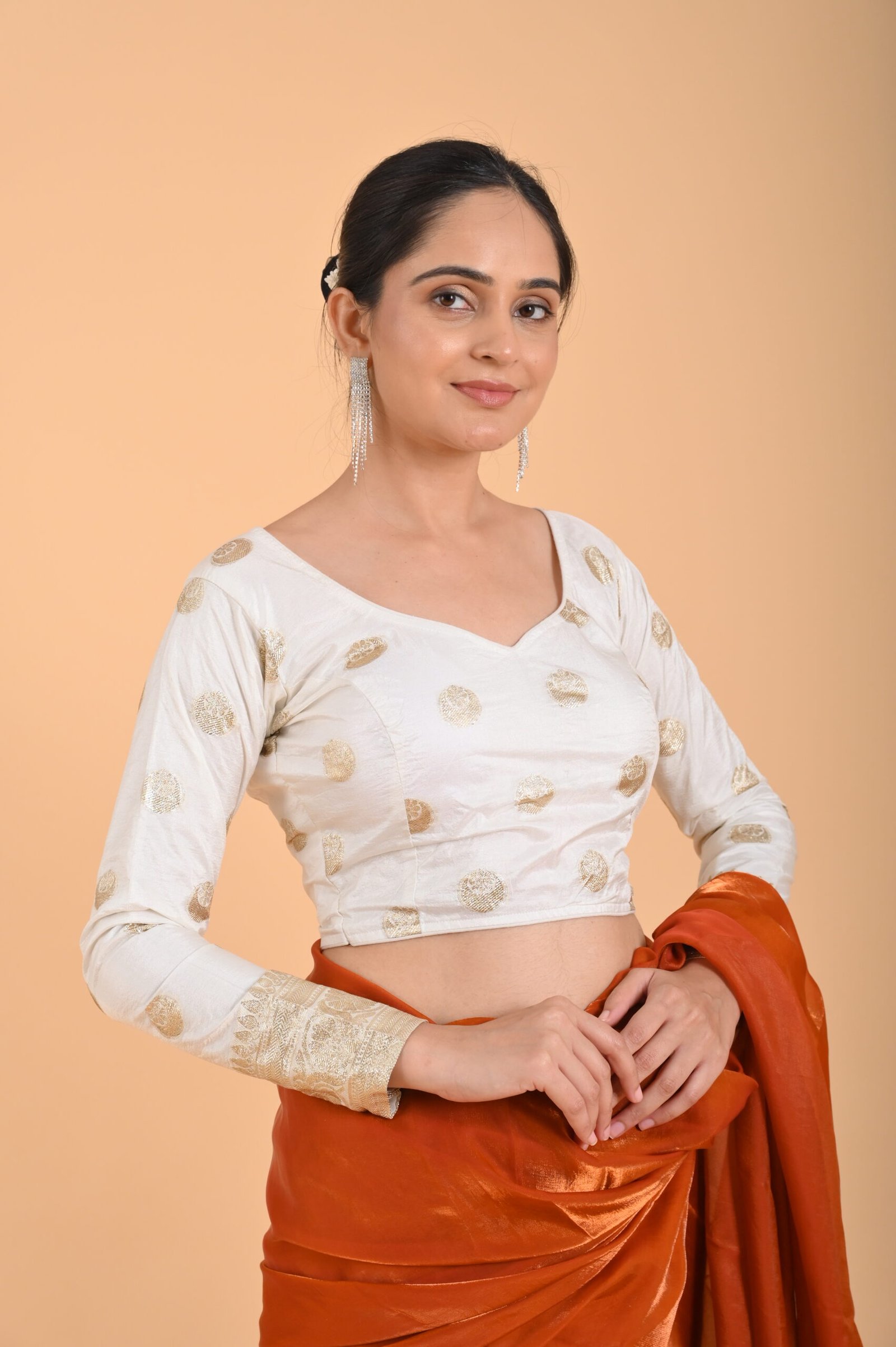 AVNI+FENDY SAREE - Image 5