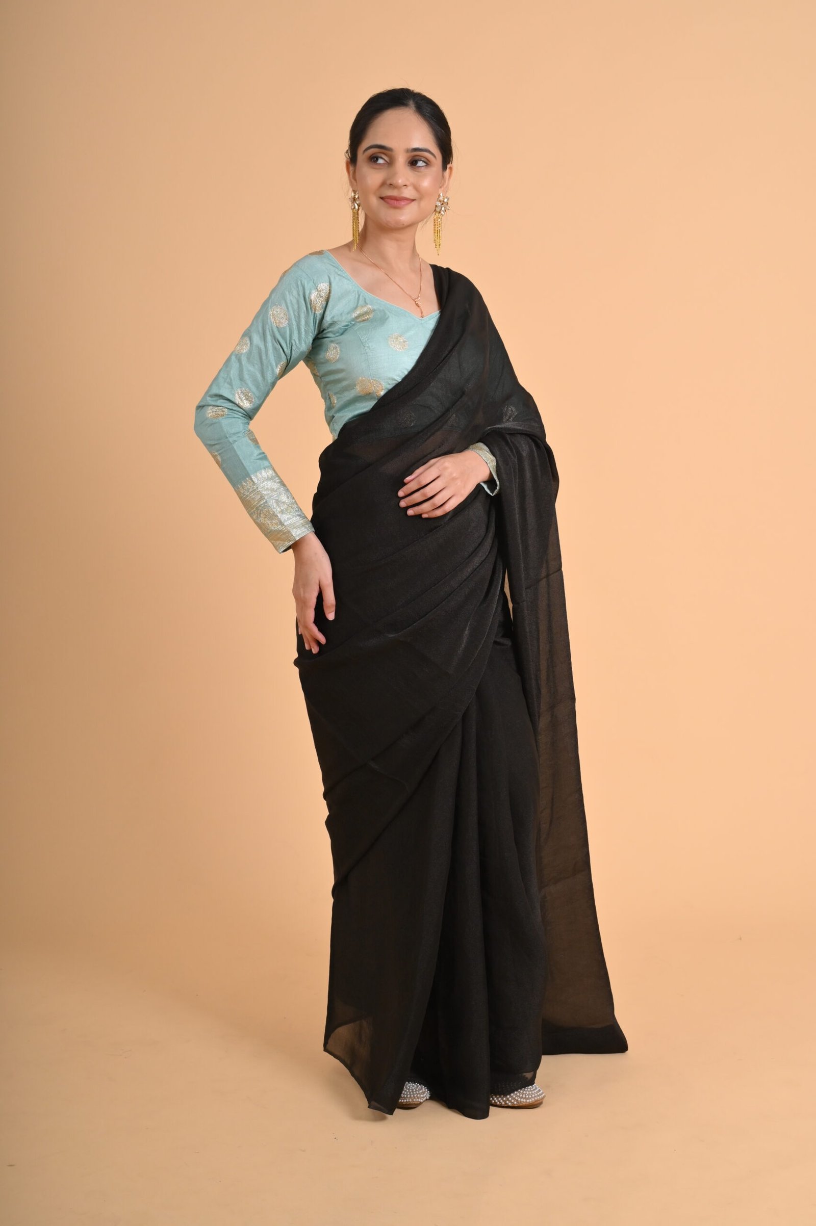 AVNI+COSMOS SAREE - Image 4